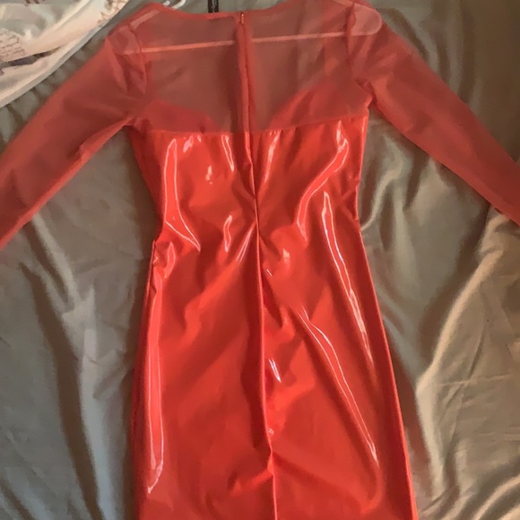 Dress - Picture 2 of 2